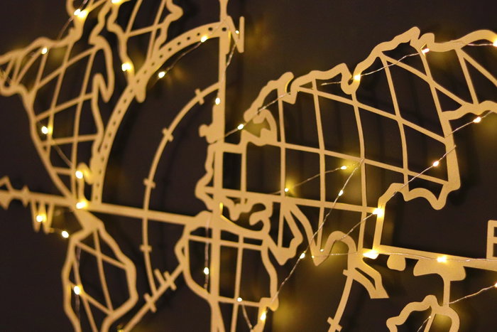 Wallity World Map Compass Led - Gold Wallity World Map Compass Led - Gold